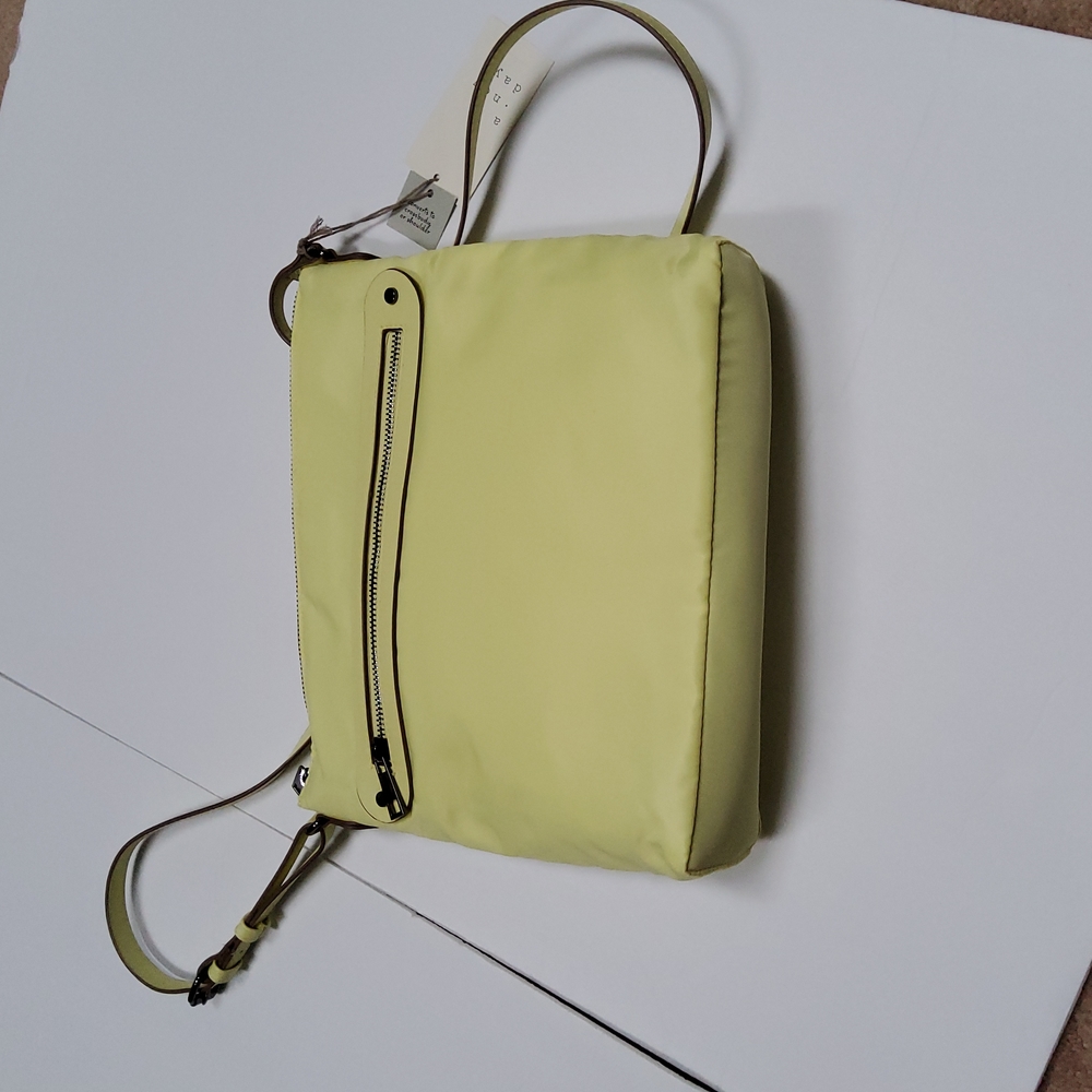 A New Day zippered crossbows purse
